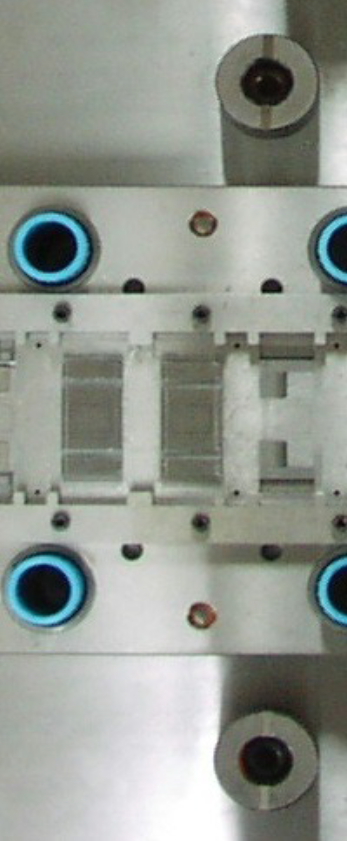 精密プレス金型